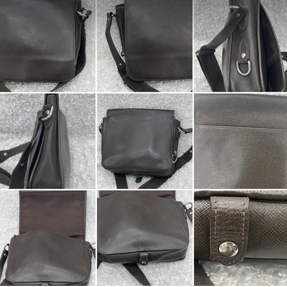 Louis Vuitton Taiga Roman Leather Messenger Bag.